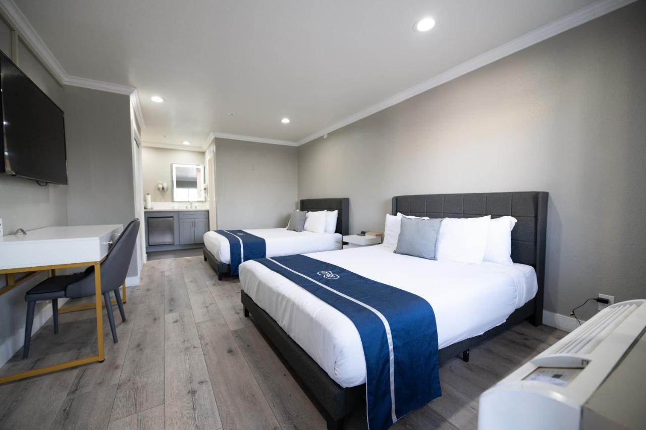 Omeo Suites Alhambra Ngoại thất bức ảnh